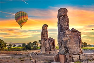 Memnon Kolosse mit Heissluftballon